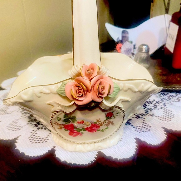 A beautiful ceramic vintage basket - Picture 2 of 8